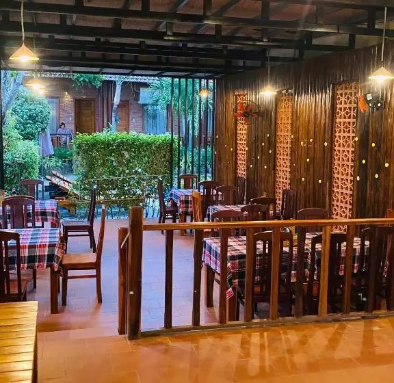 پانسیون Dong Xuan Hong