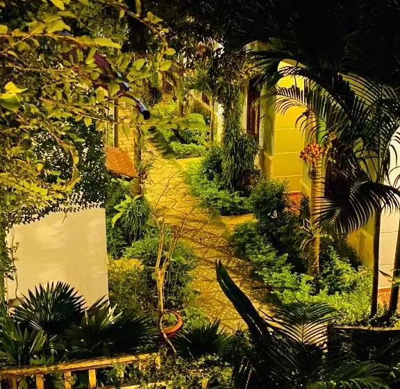 پانسیون Dong Xuan Hong