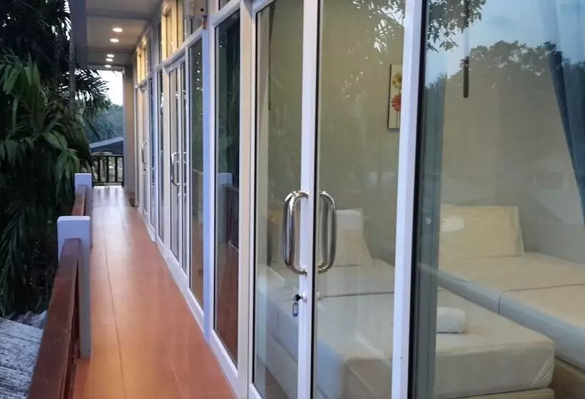 بنسيون Rung Phangan