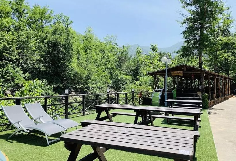 پانسیون Smile Resort