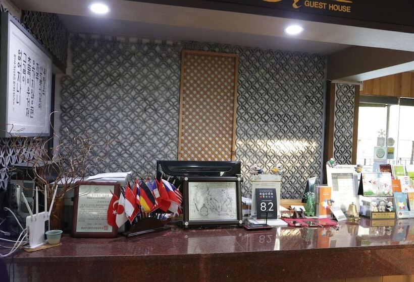 פנסיון Smile Resort