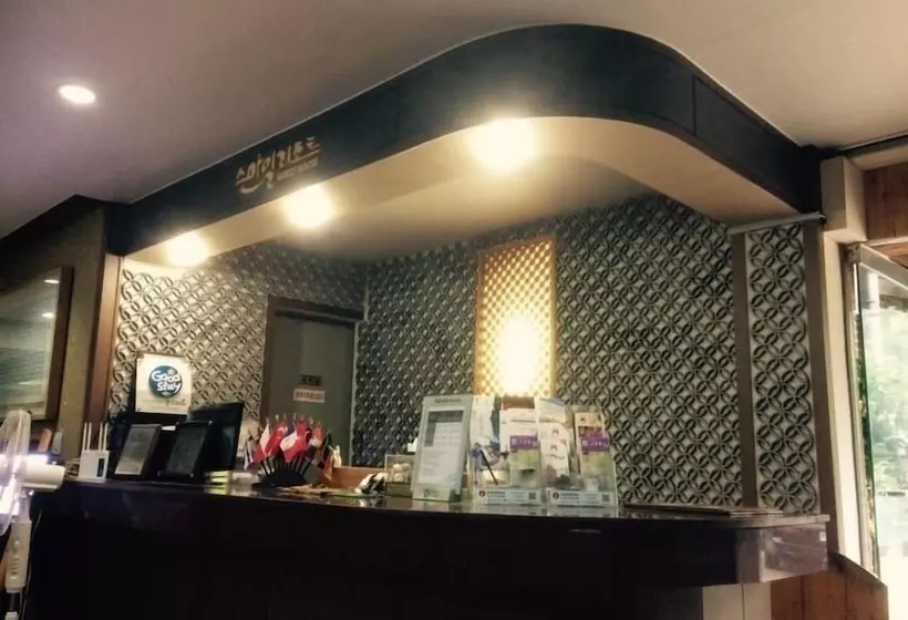 پانسیون Smile Resort