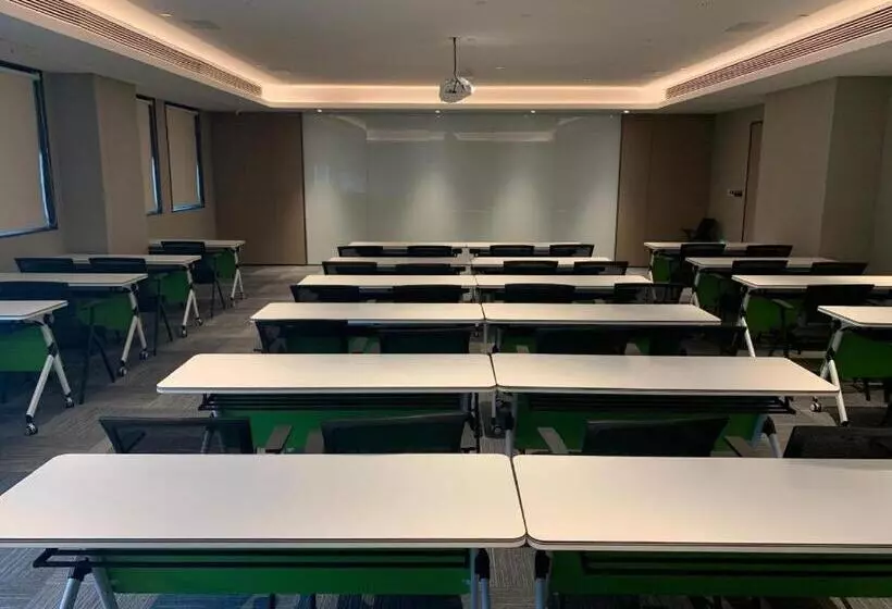 Ji Hotel Yancheng Powerlong Plaza Dongjin Road