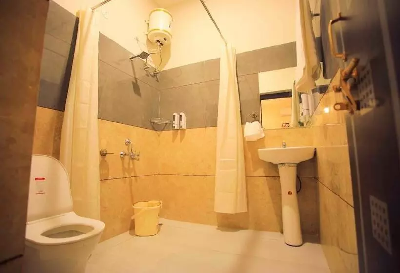 Hotelli The Royal Farm