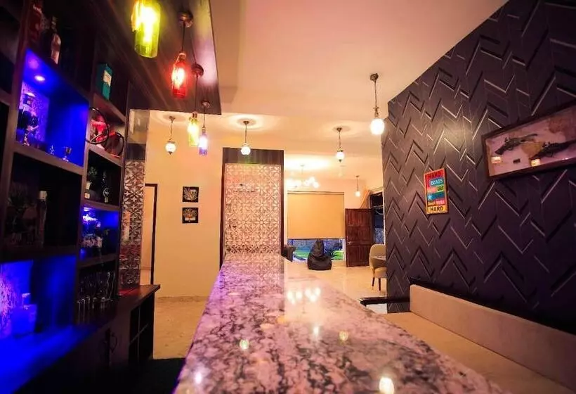 Hotelli The Royal Farm