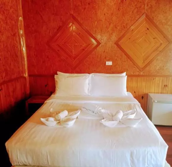 Bow Thong Beach Resort