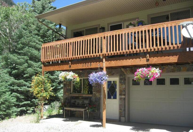 Bridal Veil Bed And Breakfast