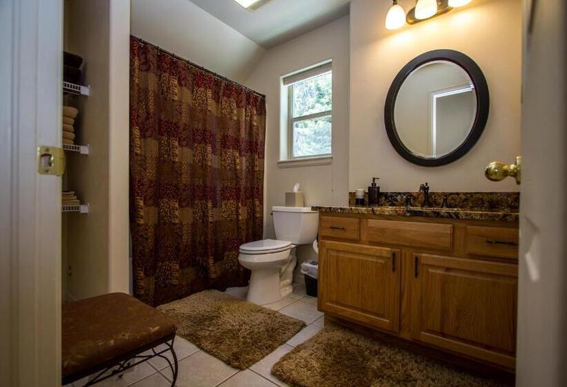 Bridal Veil Bed And Breakfast