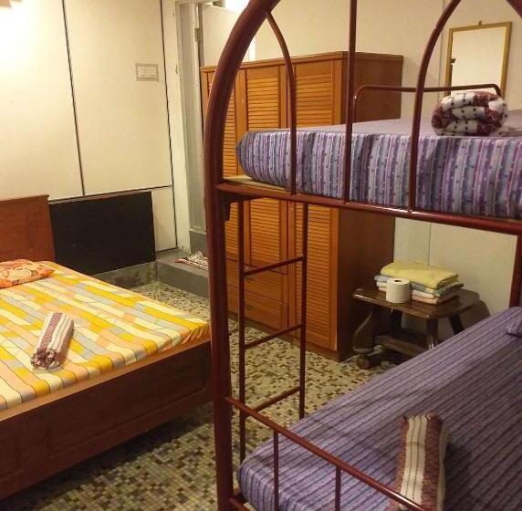 Discovery Malacca Hostel