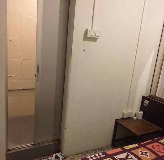 Discovery Malacca Hostel