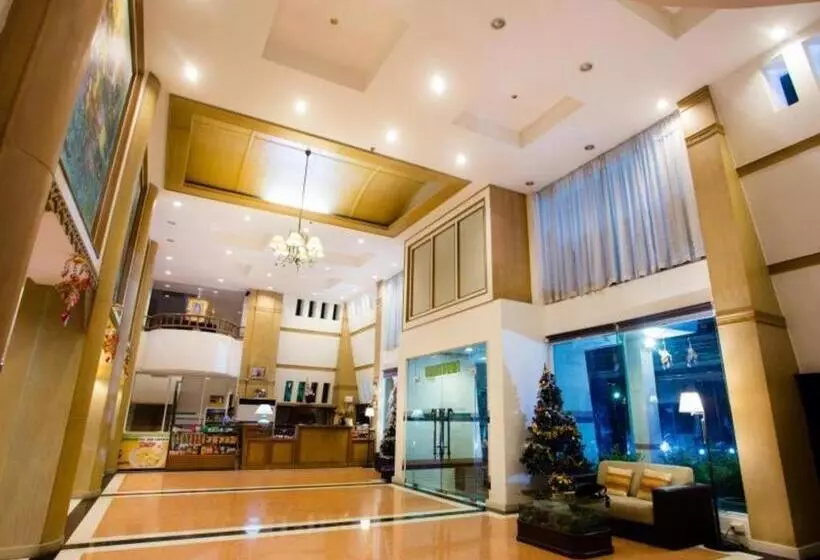 ホテル At Ayutthaya