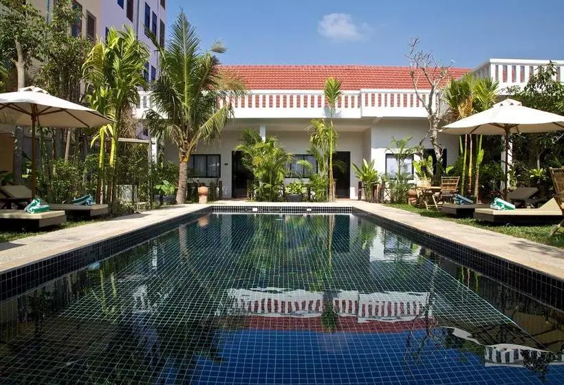 Damnak Rusey Hotel