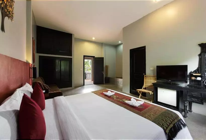 Damnak Rusey Hotel