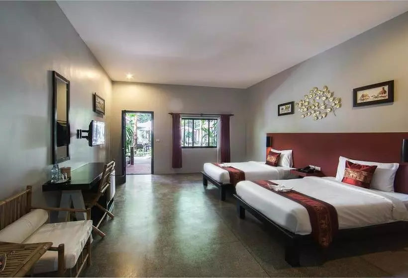 Damnak Rusey Hotel