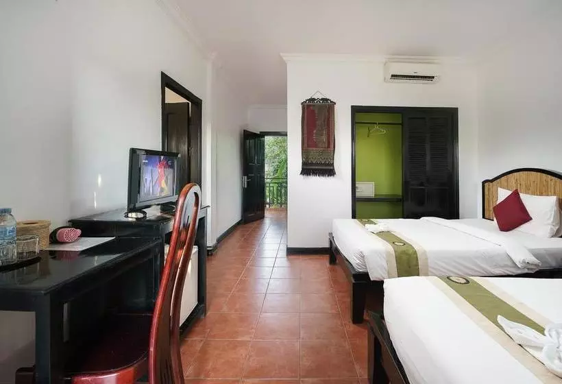 Damnak Rusey Hotel