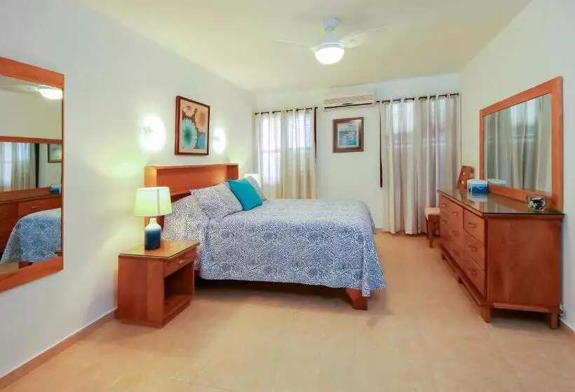 Отель Cabarete Palm Beach Condos
