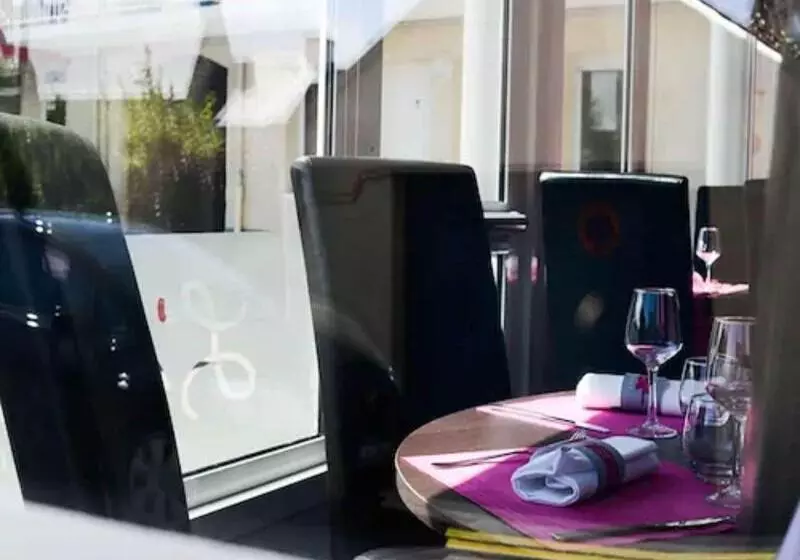 Отель Eisenhower