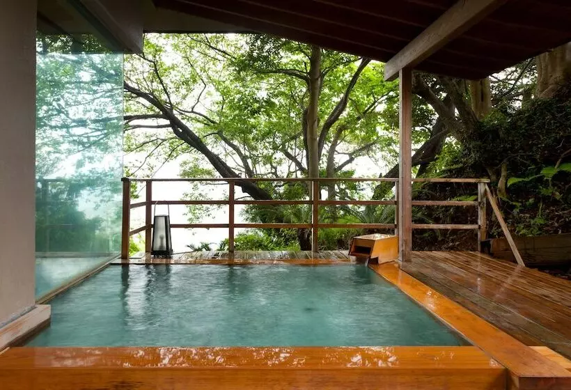 Отель Kissho Caren