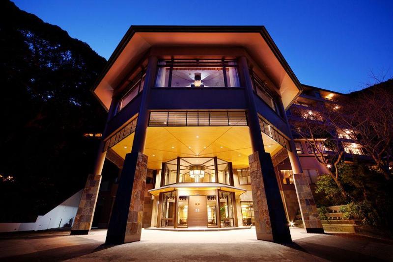 Отель Kissho Caren