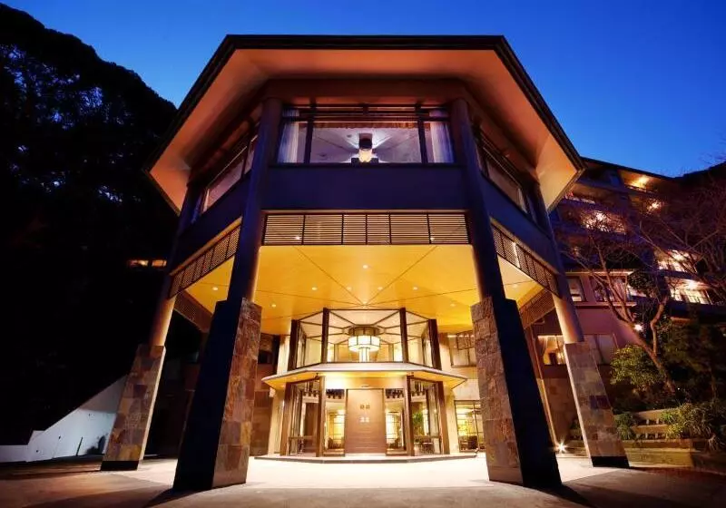 Отель Kissho Caren