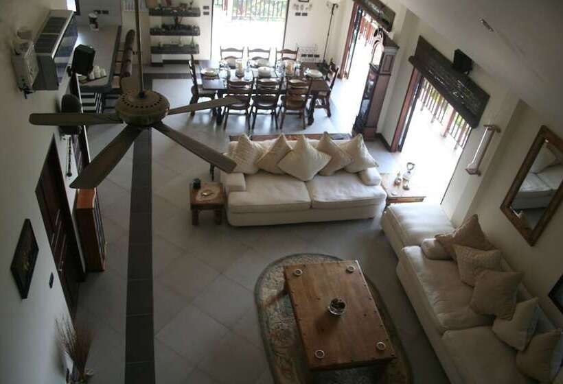 هتل Koh Tao Star Villa