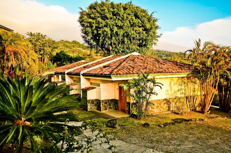 هتل Montana Monteverde