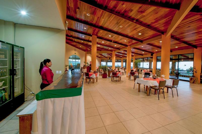 هتل Montana Monteverde