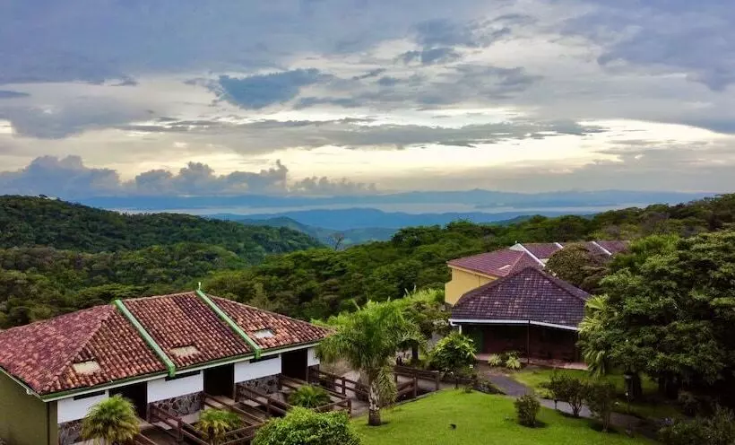 בית מלון כפרי Montana Monteverde
