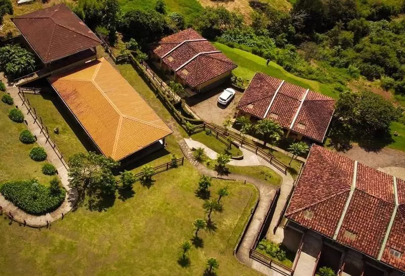 בית מלון כפרי Montana Monteverde