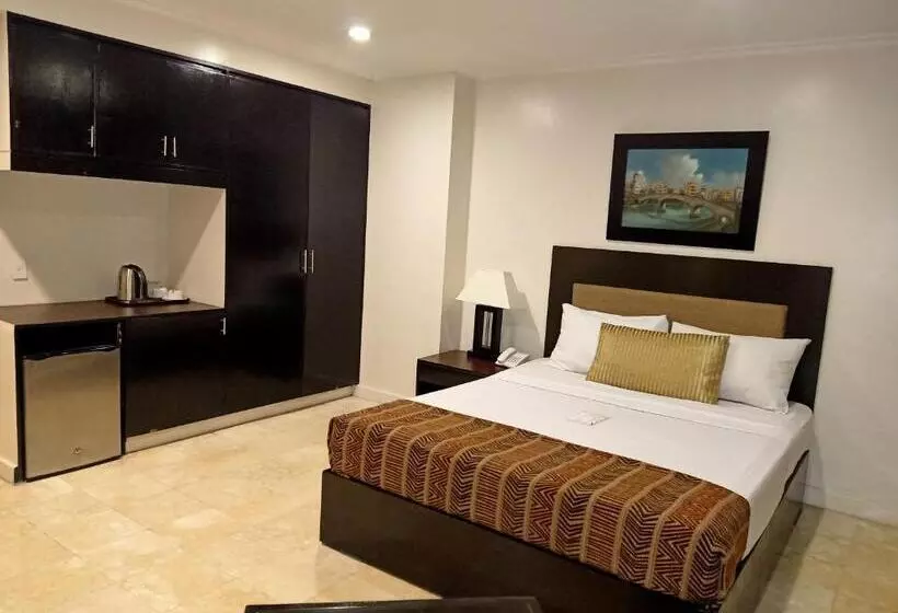 هتل Paragon Tower