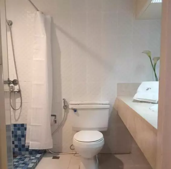 هتل Paragon Tower