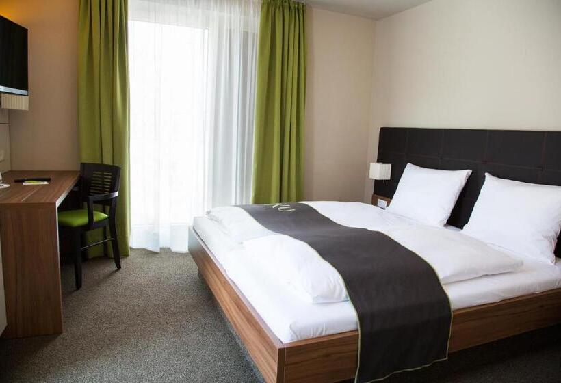 Riku Hotel Weißenhorn