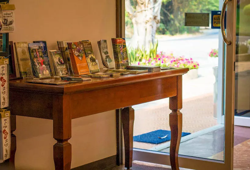 Hotelli Rinrada Resort