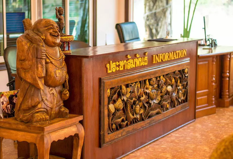 Hotelli Rinrada Resort