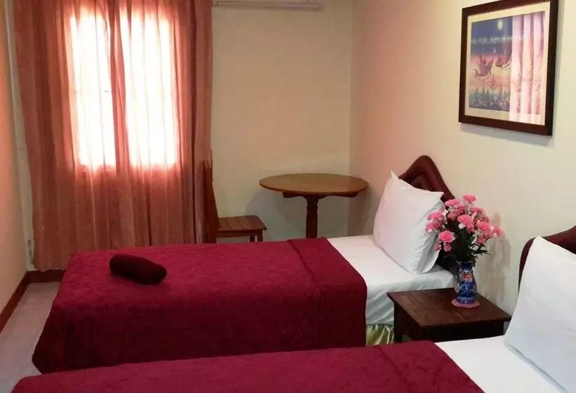 Отель The Britannia Chiang Mai