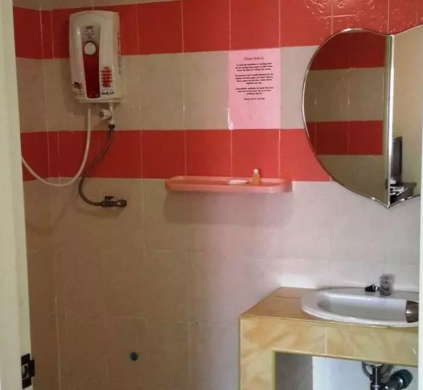 Отель The Britannia Chiang Mai