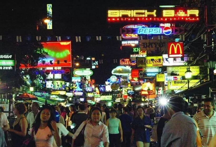 Ma Non Nont Hotel & Apartment