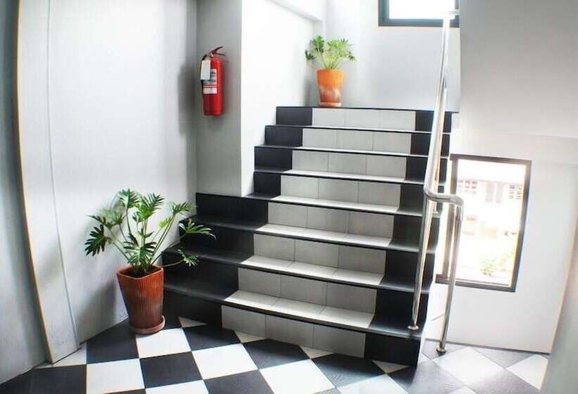 Ma Non Nont Hotel & Apartment