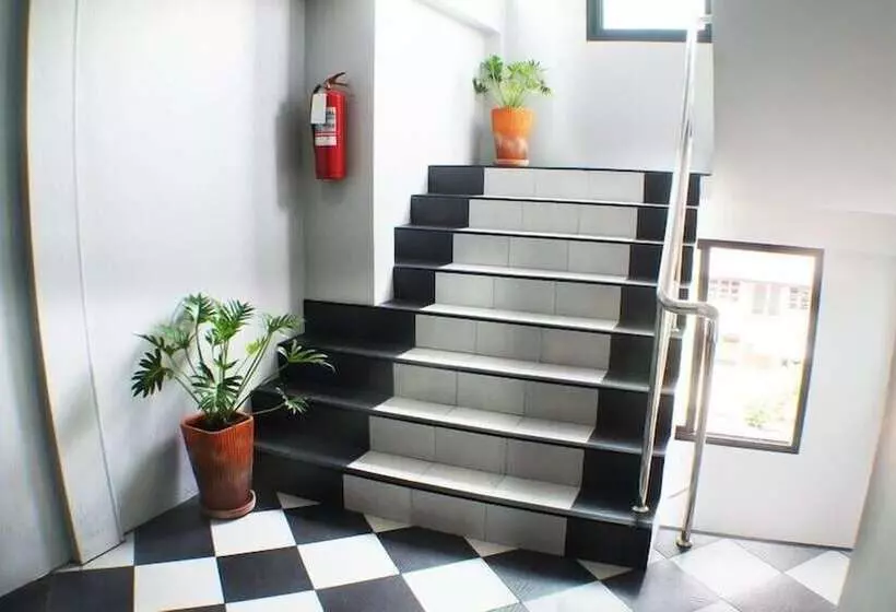 Ma Non Nont Hotel & Apartment