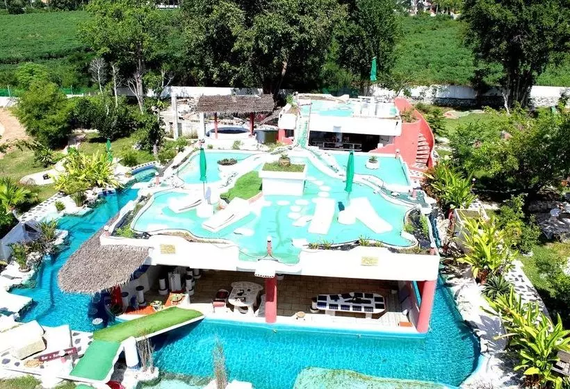 Mirabel Resort & Mini Golf