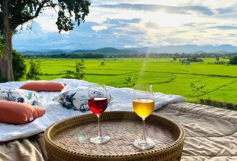 Nan Seasons Boutique Resort