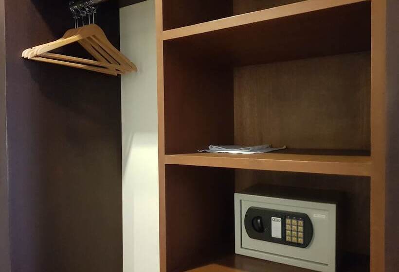 Pangviman Place Resotel Sha Plus