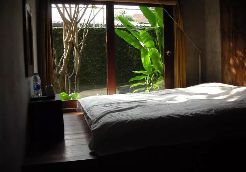 بنسيون Chiang Maan Residence