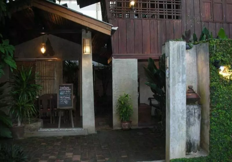 بنسيون Chiang Maan Residence