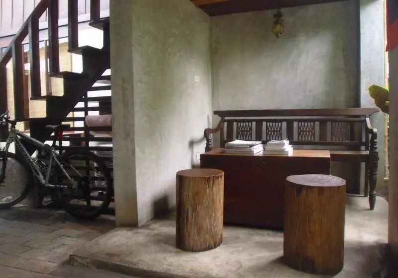 بنسيون Chiang Maan Residence