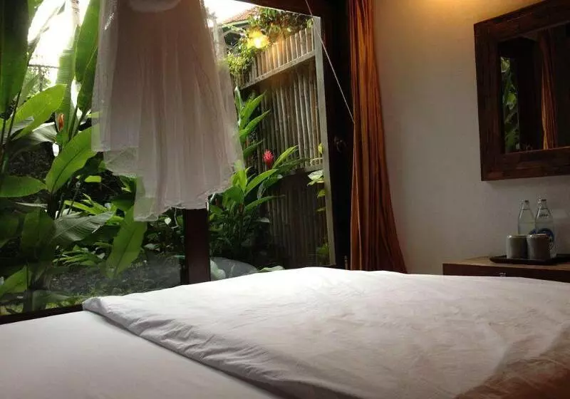 بنسيون Chiang Maan Residence