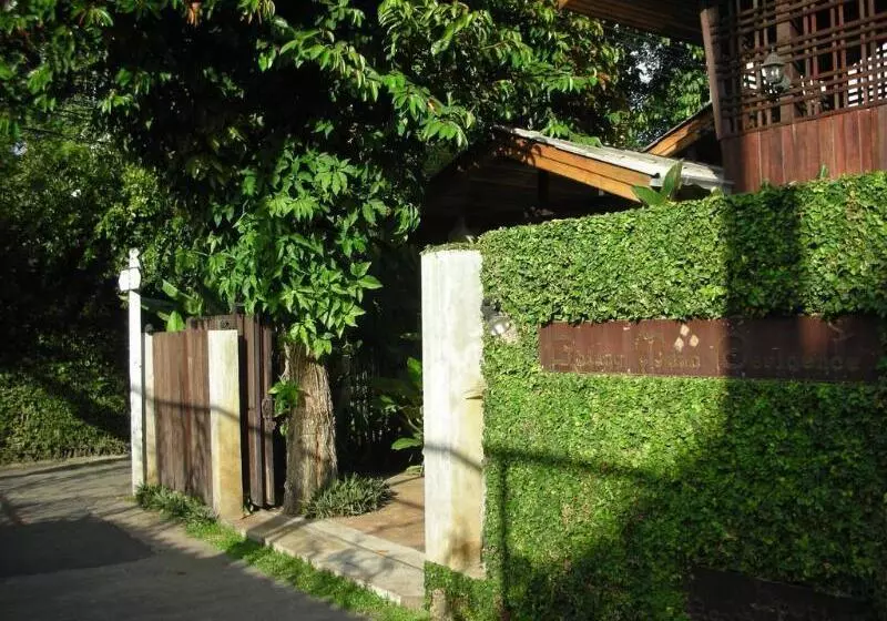 بنسيون Chiang Maan Residence