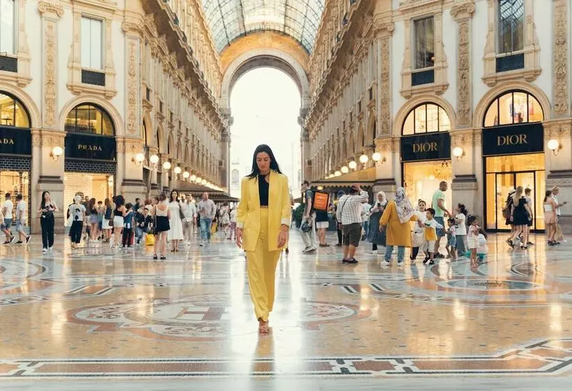 膳宿费 Montenapoleone Suites