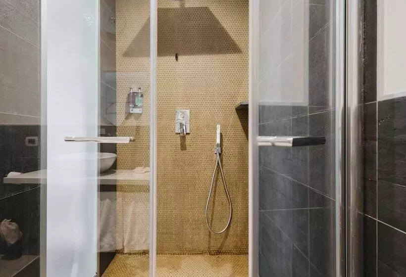 膳宿费 Montenapoleone Suites