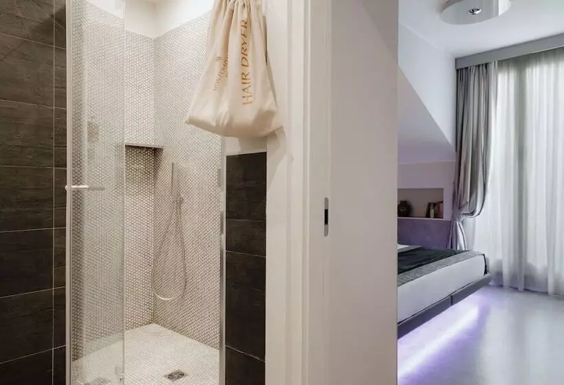 膳宿费 Montenapoleone Suites